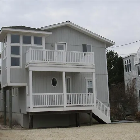 Single Family House Steps To Beach
